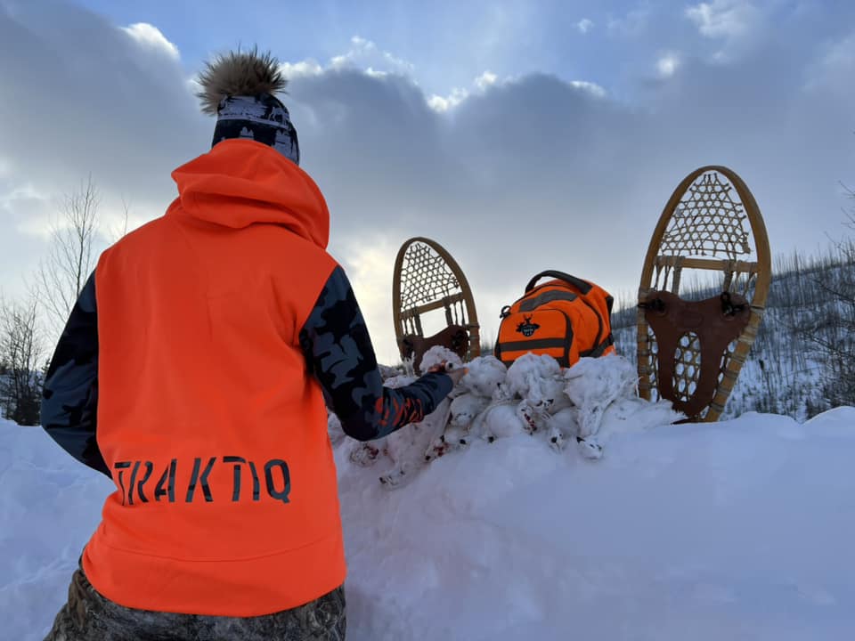 Orange hooded jacket (zip)